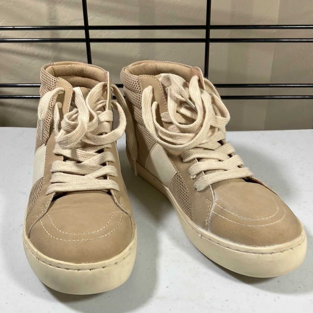 EUC WHITE RAVEN Size 6 Hi Tops, Lightly Worn, Two Tone Tan, Faux Suede & Mesh